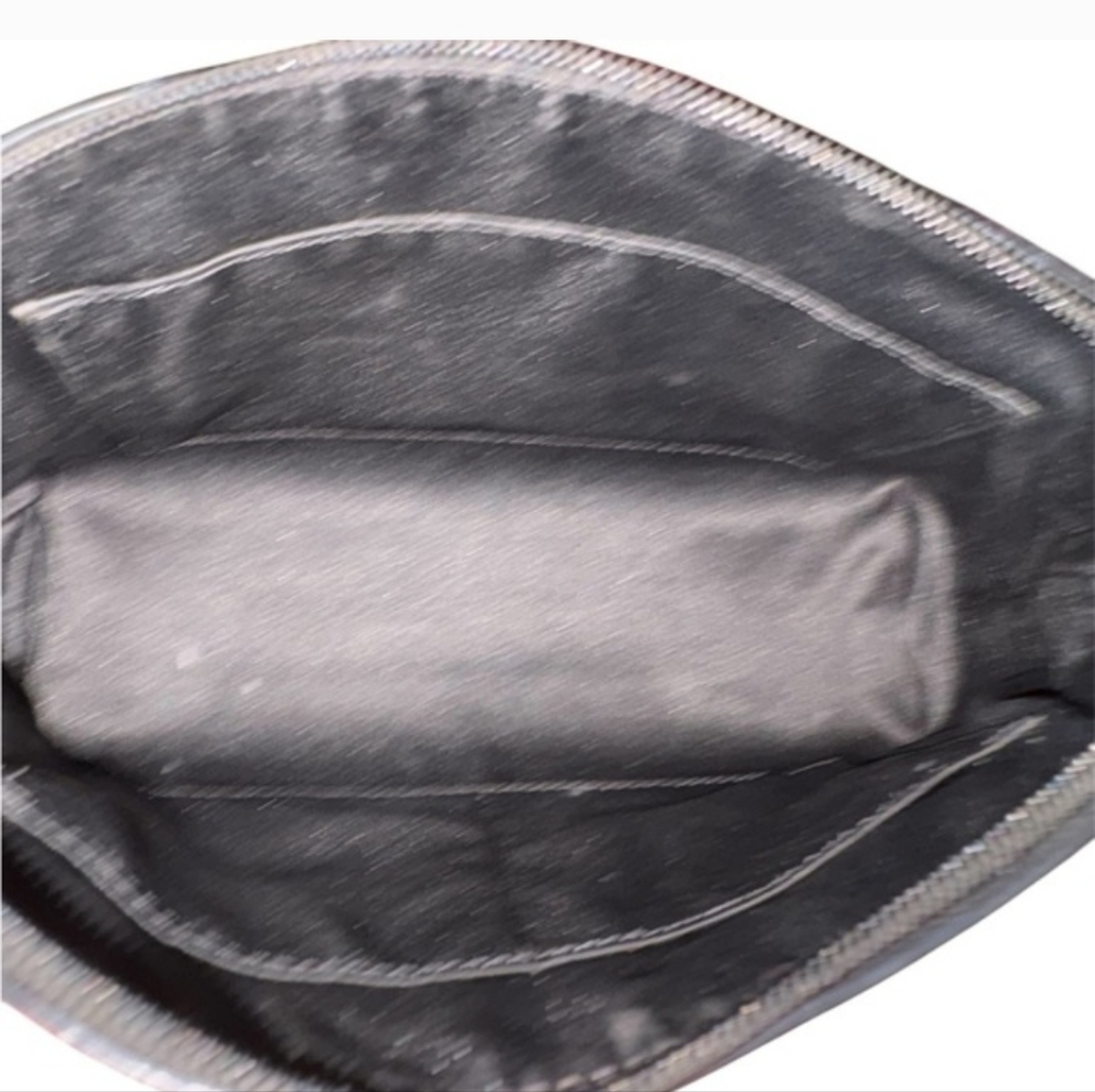 Coach Black Saffiano Leather And Silver Cosmetic /Toiletry Bag Unisex - Picture 4 of 4
